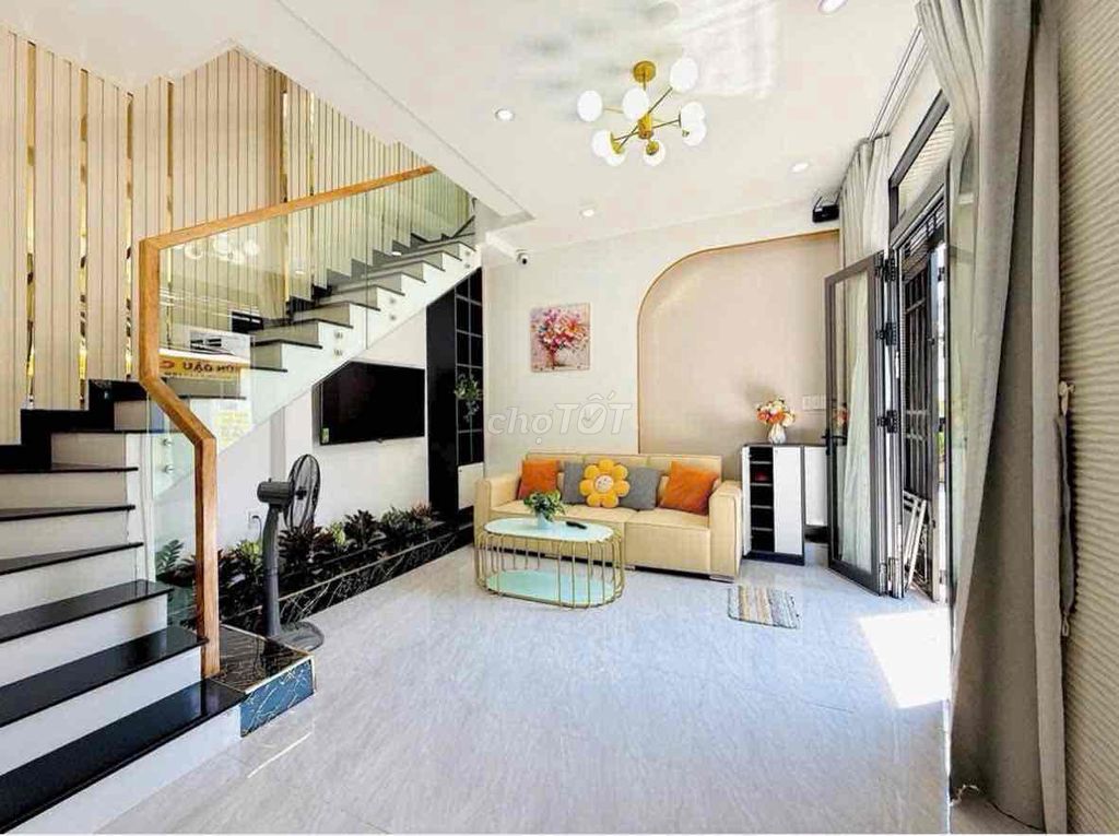 Nhà Nguyễn Văn Khối, Hẻm xe Tải Thông - Ngay Công Viên. Mua bán Nhà ở tại Quận Gò Vấp Tp Hồ Chí Minh được đăng bởi Thắng hình 3