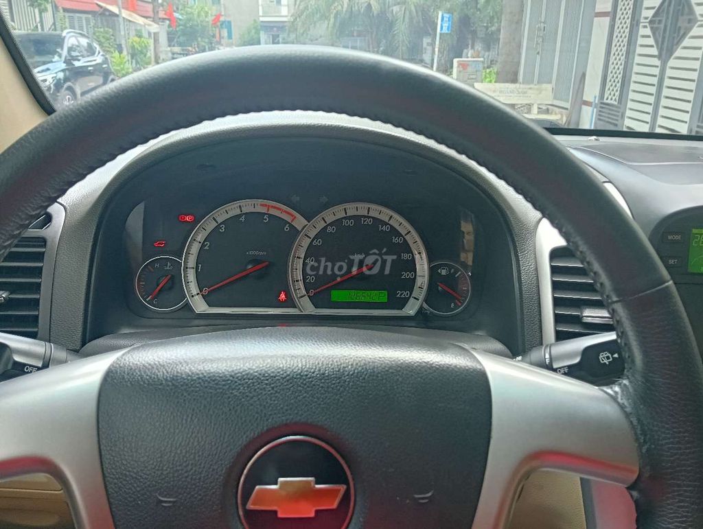 Chevrolet Captiva Vàng cát 7 chỗ. Mua bán Ô tô tại Thành phố Dĩ An Bình Dương được đăng bởi Trieu Nguyen hình 16