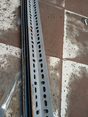 Sắt v lỗ 3×3, 4×4. Mua bán Đồ chuyên dụng, Giống nuôi trồng tại Quận Bình Tân Tp Hồ Chí Minh được đăng bởi Quý