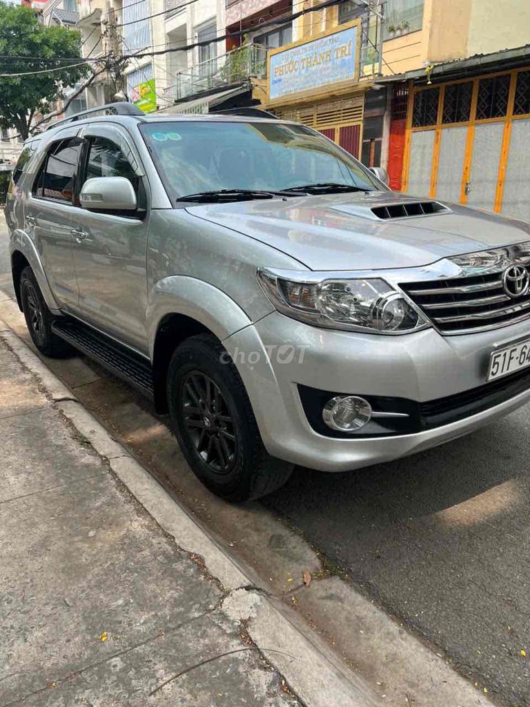 Toyota Fortuner 2016 - 115000 km. Mua bán Ô tô tại Quận Bình Tân Tp Hồ Chí Minh được đăng bởi Uong Thong hình 1