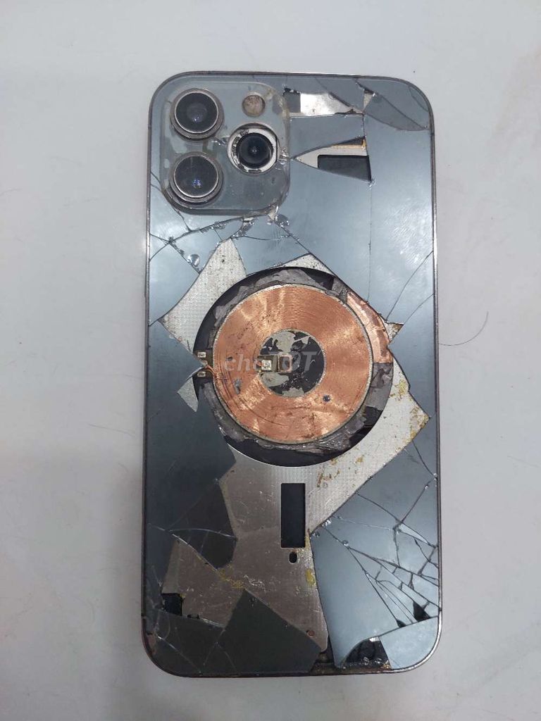 Apple iPhone 13 Pro Max Xám Hư hỏng. Mua bán Điện thoại tại Thành phố Thuận An Bình Dương được đăng bởi đặng văn liên hình 1