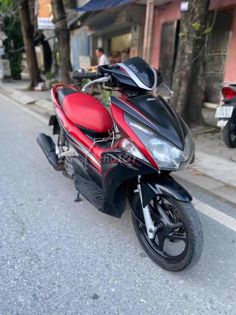 Honda Air Blade черный, красный