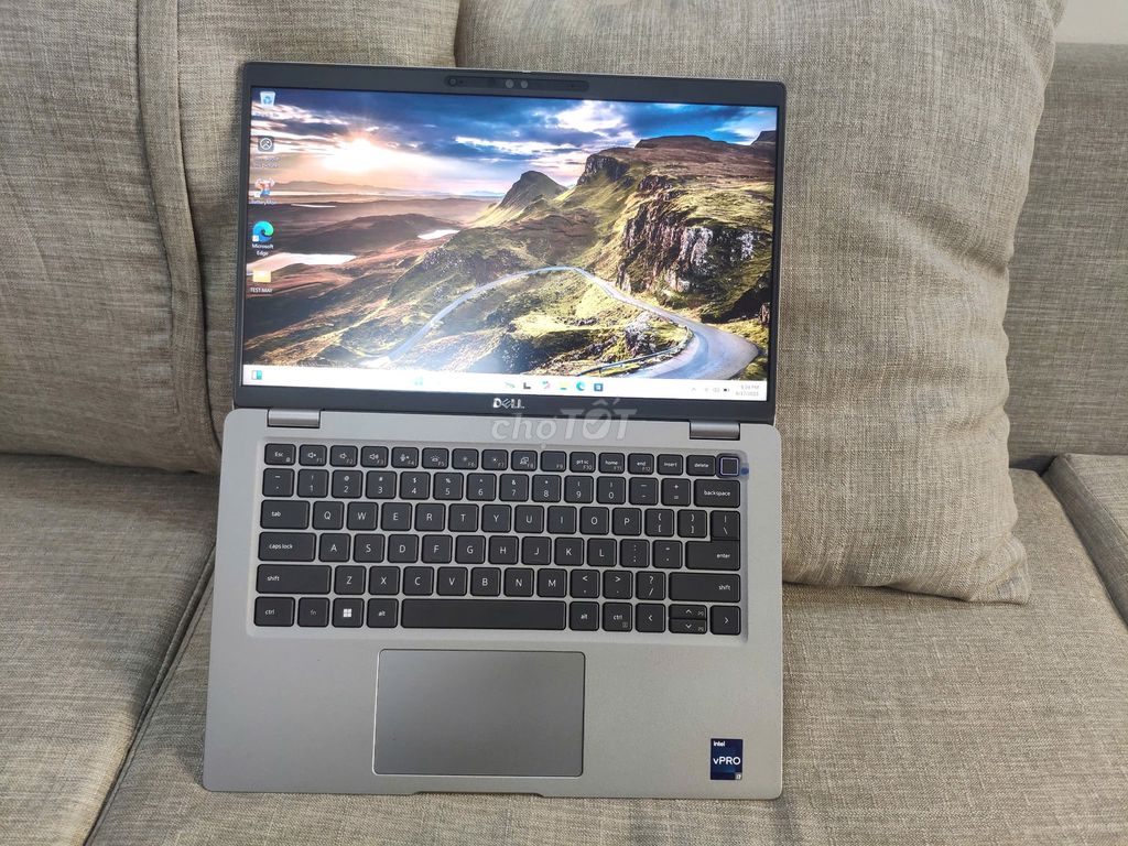 Dell Latitude 5431 i7 1270P 16GB ZIN US hàng lướt. Mua bán Laptop tại Quận Cầu Giấy Hà Nội được đăng bởi Quốc Trường hình 1