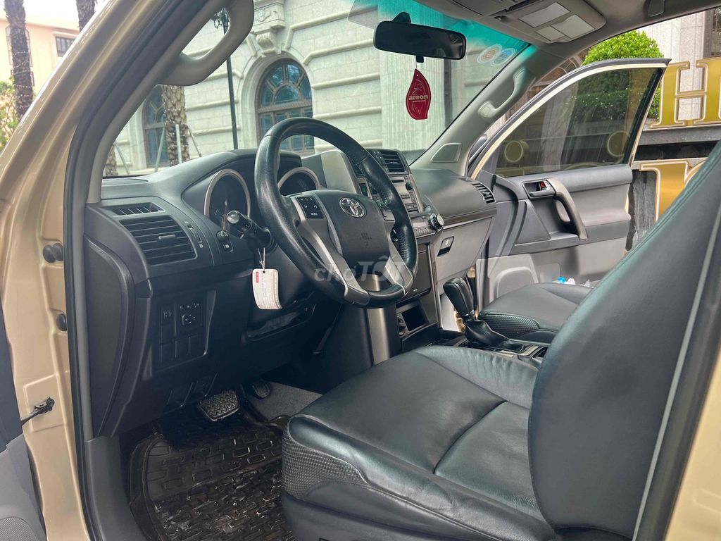 Toyota Prado 2013 - 160000 km. Mua bán Ô tô tại Quận Cầu Giấy Hà Nội được đăng bởi Cửa hàng Đại Tín Auto hình 8