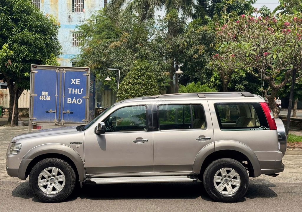 FORD EVEREST 2009 MÁY DẦU SỐ TỰ ĐỘNG. Mua bán Ô tô tại Huyện Hóc Môn Tp Hồ Chí Minh được đăng bởi CHỢ Ô TÔ AN SƯƠNG hình 7