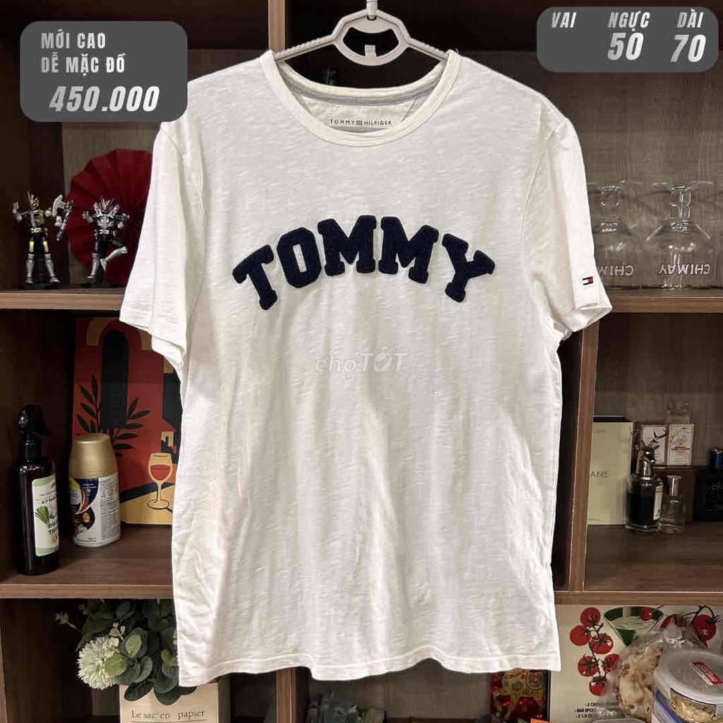 Áo phông Tommy Jeans Unisex Trắng. Mua bán Quần áo tại Quận Cẩm Lệ Đà Nẵng được đăng bởi Phan Đức Thắng hình 1