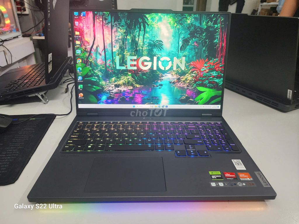 Laptop Legion Pro 7 2023 R9HX RTX4080 2.5K 240hz