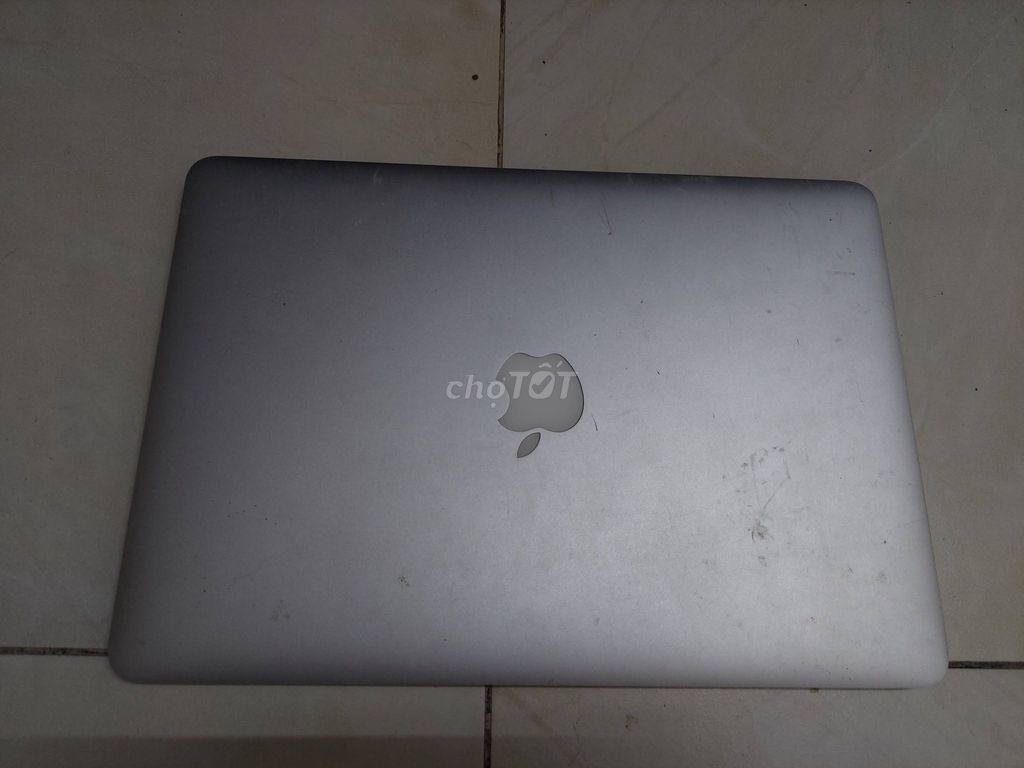 Apple Macbook Air 2014 13 inch 4GB/256GB Bạc. Mua bán Laptop tại Thành phố Biên Hòa Đồng Nai được đăng bởi Hội Đồ Điện Tử hình 1