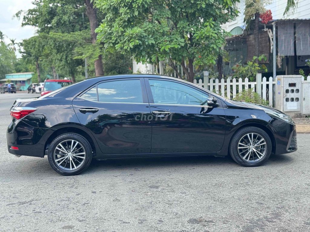 Bán xe Toyota Corolla Alltis 1.8G At sx 2018. Mua bán Ô tô tại Quận 12 Tp Hồ Chí Minh được đăng bởi Mr Đức hình 3