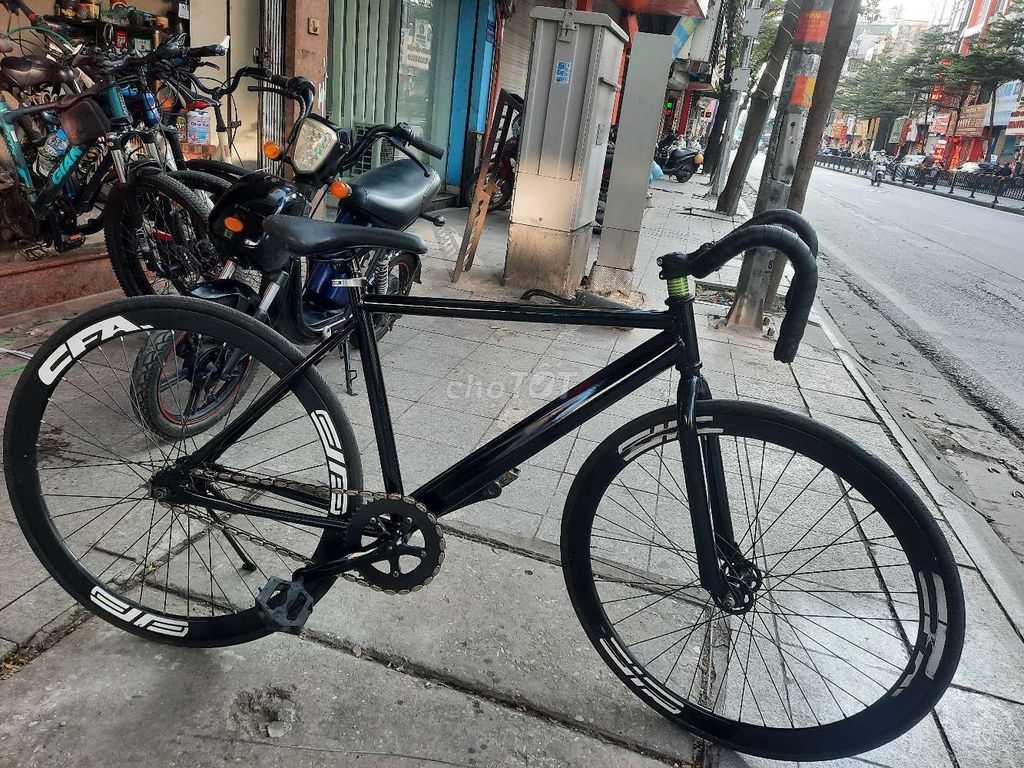 Xe đap FIXED GEAR ĐẸP 98% bh 3 tháng. Mua bán Xe đạp tại Quận Thanh Xuân Hà Nội được đăng bởi Luuducthang hình 3