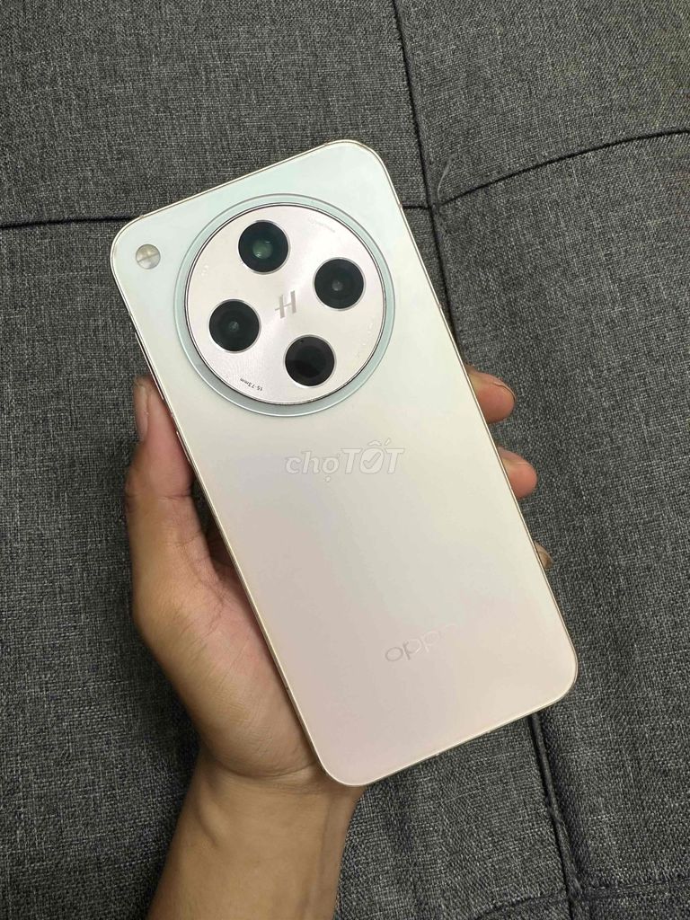 Oppo Find X8 12GB/256GB Trắng. Mua bán Điện thoại tại Quận Hải Châu Đà Nẵng được đăng bởi Nghĩa ST hình 1