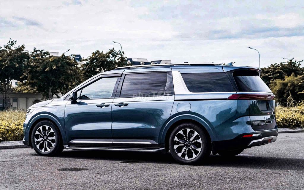 Kia Carnival 2022 Signature 2.2D - 60000 km. Mua bán Ô tô tại Thành phố Thủ Đức Tp Hồ Chí Minh được đăng bởi Rinz hình 1