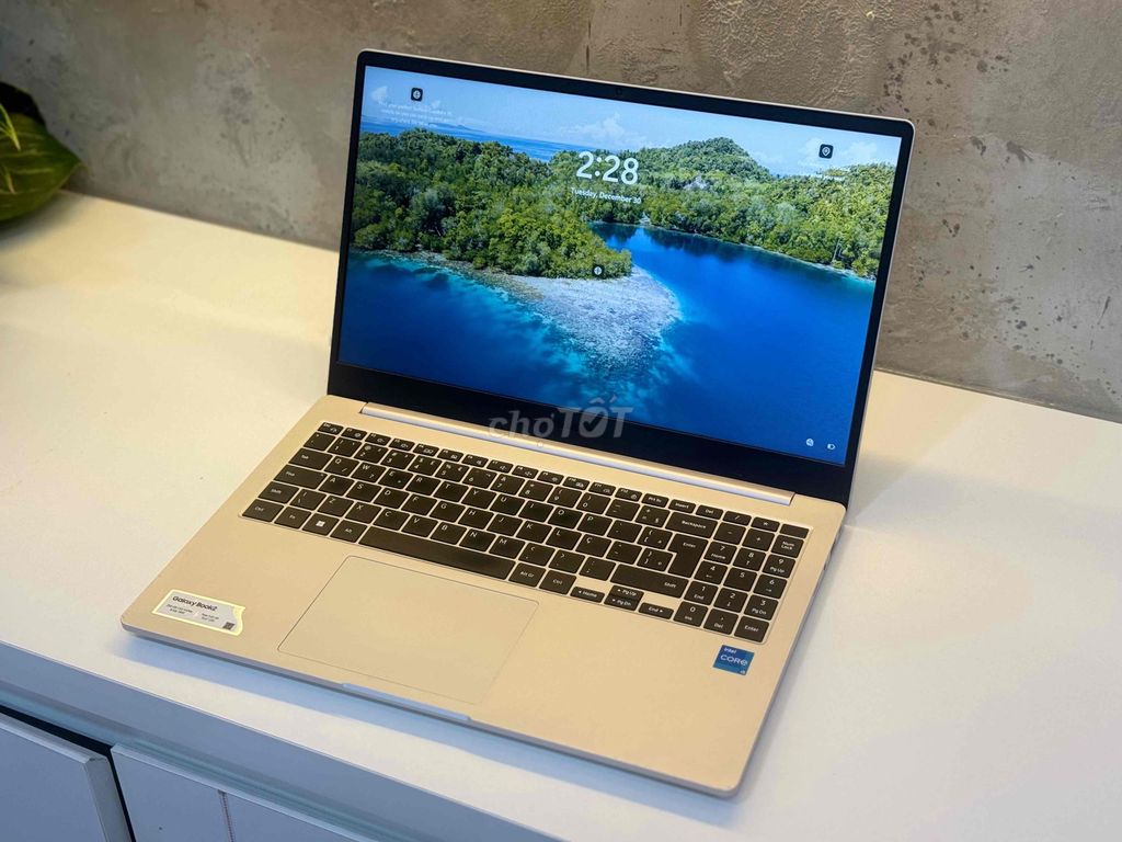 Samsung Book 2 i5-1235U 15.6 inch 16GB/256GB mới. Mua bán Laptop tại Quận 10 Tp Hồ Chí Minh được đăng bởi thông hình 1
