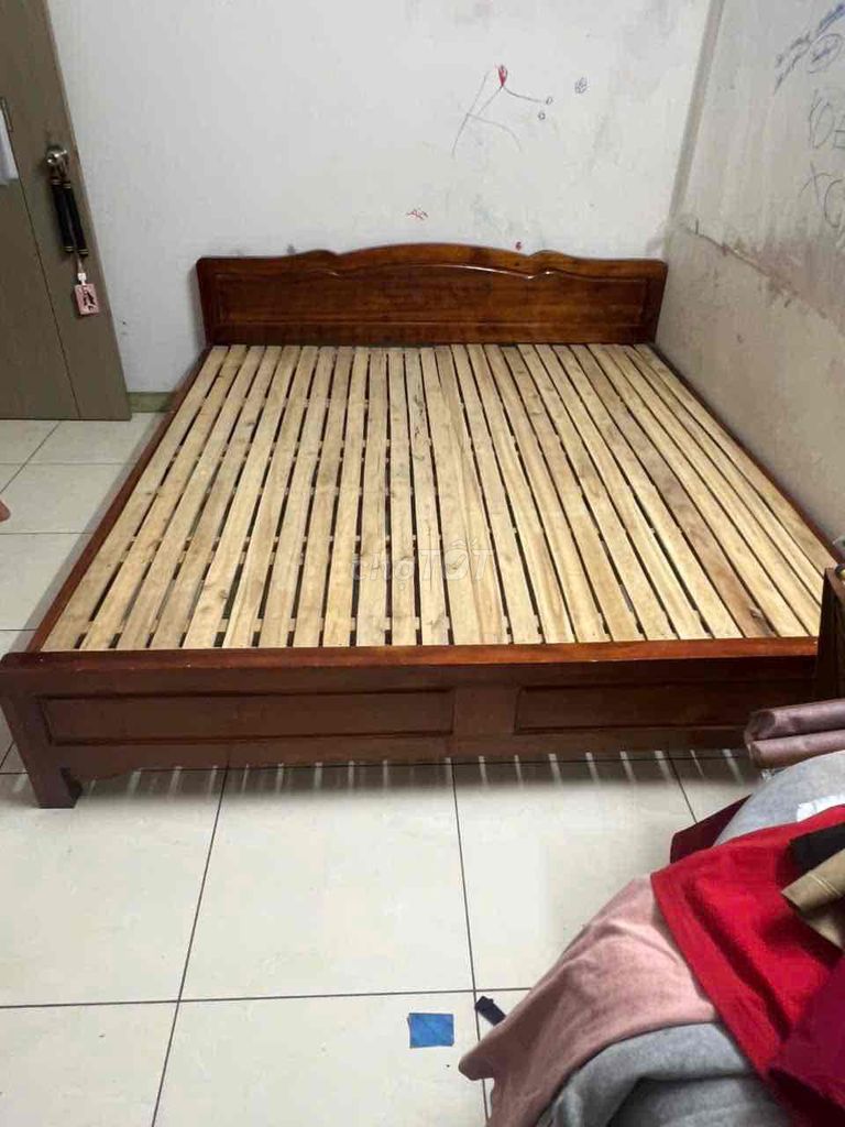 Tl giường m8 TẶNG đệm free ship lắp luôn. Mua bán Giường, chăn ga gối nệm tại Quận Thanh Xuân Hà Nội được đăng bởi Bông Bông hình 1