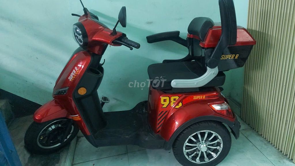 Xe điện 3 bánh Super R. Mua bán Xe điện tại Thành phố Qui Nhơn Bình Định được đăng bởi NHÂN NGUYỄN HOÀNG hình 2