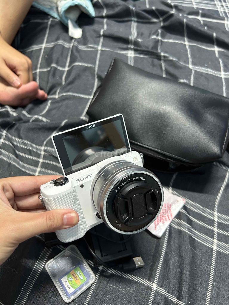 Máy ảnh Sony A5000 Trắng Mới. Mua bán Máy ảnh, Máy quay tại Quận Bình Tân Tp Hồ Chí Minh được đăng bởi Đặng Như hình 1