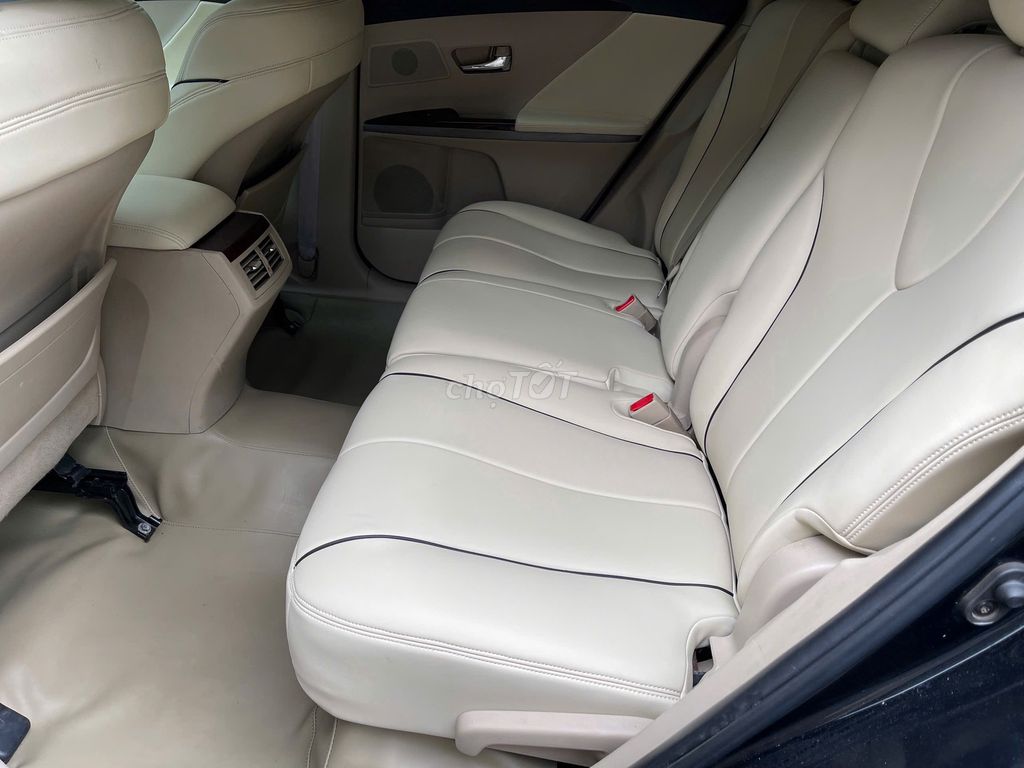 Venza 2.7 có rada , bản full nhất , rất đẹp. Mua bán Ô tô tại Quận 11 Tp Hồ Chí Minh được đăng bởi Phutungotoson hình 13