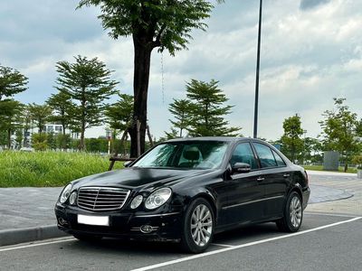 Mercedes Benz E Class 2008 E200 - 160000 km. Mua bán Ô tô tại Quận Hoàng Mai Hà Nội được đăng bởi Anh Tú