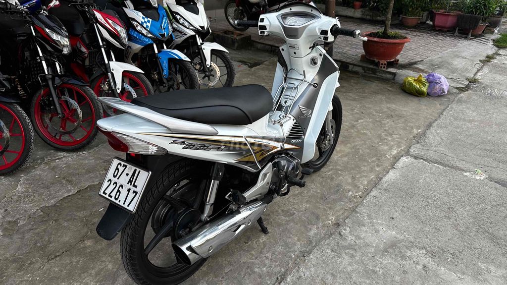 Future fi 2008 áo 2009 trắng ( hỗ trợ góp ). Mua bán Xe máy tại Huyện Chợ Mới An Giang được đăng bởi Cửa hàng xe Thiên Phước 2 hình 21