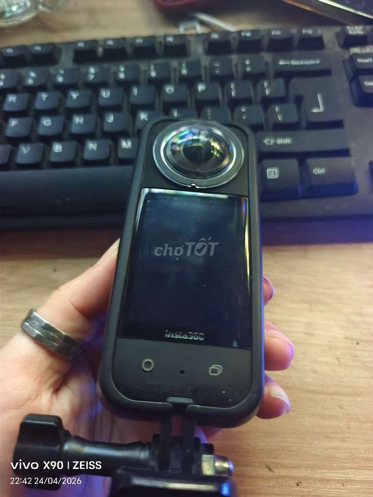 Camera hành động Insta360 X3 Đen. Mua bán Máy ảnh, Máy quay tại Quận Cầu Giấy Hà Nội được đăng bởi Lưu Huynh hình 1