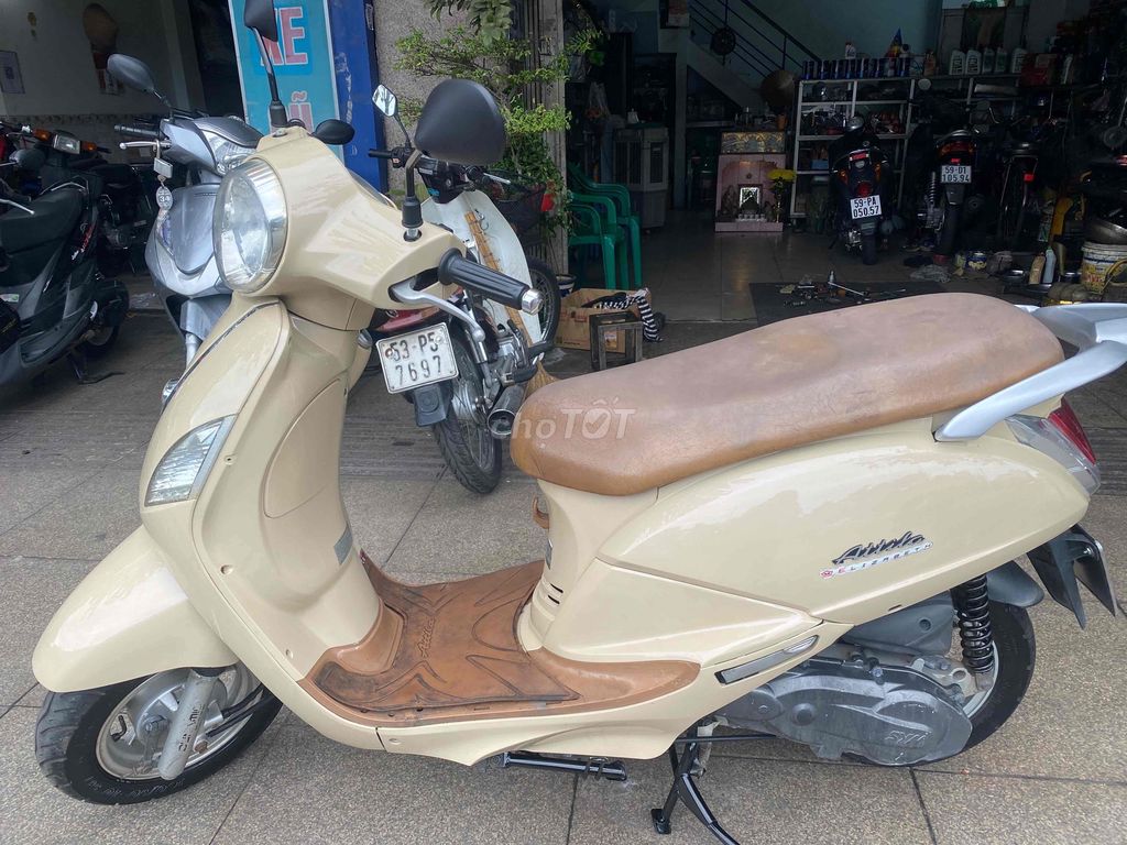 ELIZABETH FI, số cặp, 9nút(32121) cócccd chủ xe. Mua bán Xe máy tại Quận Tân Phú Tp Hồ Chí Minh được đăng bởi Cửa hàng xe máy Nam Trang hình 4