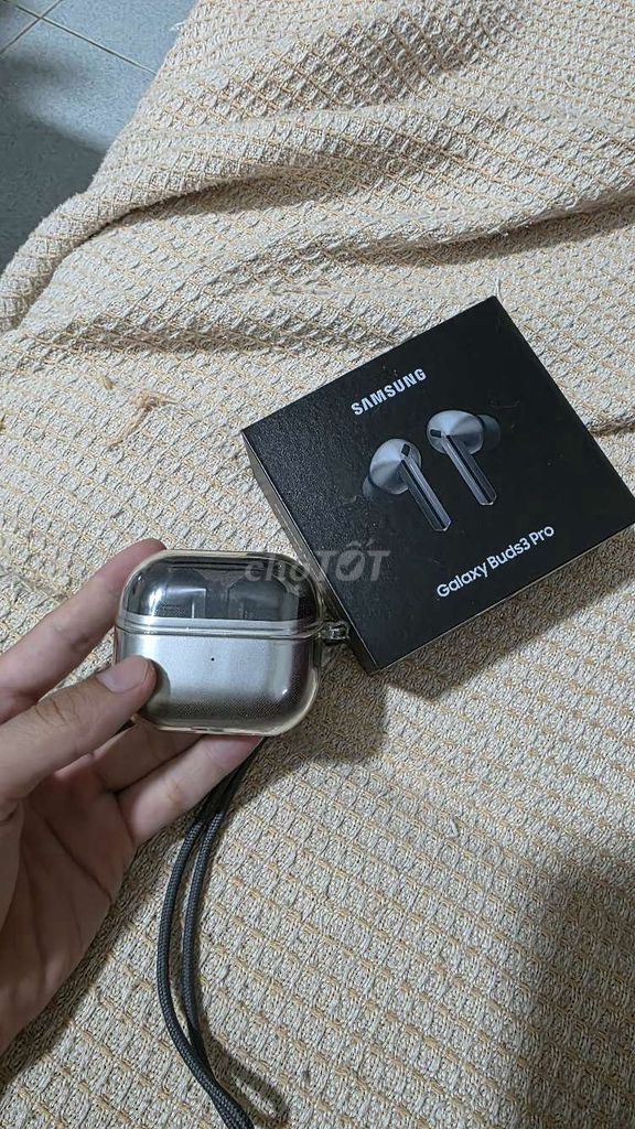 Tai nghe Samsung Buds3 Pro Bạc, còn BH. Mua bán Tivi, Âm thanh tại Thành phố Thuận An Bình Dương được đăng bởi Hoàng Anh hình 1