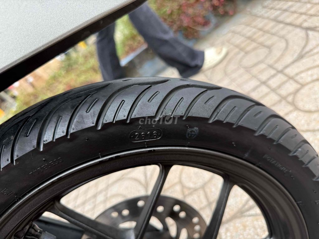 Honda Vario 150 2016 Vàng cát 16384 km. Mua bán Xe máy tại Quận Ô Môn Cần Thơ được đăng bởi Trần Tùng hình 9