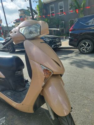 Bán xe Lead mầu kem chính chủ. Mua bán Xe máy tại Quận Hai Bà Trưng Hà Nội được đăng bởi Mr tín 