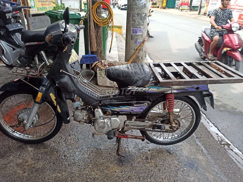 Dream Lùn UNION HQ Đen Êm 100% BSTP GTHL.. Mua bán Xe máy tại Quận Bình Tân Tp Hồ Chí Minh được đăng bởi LÊ TRUNG VIỄN. hình 2