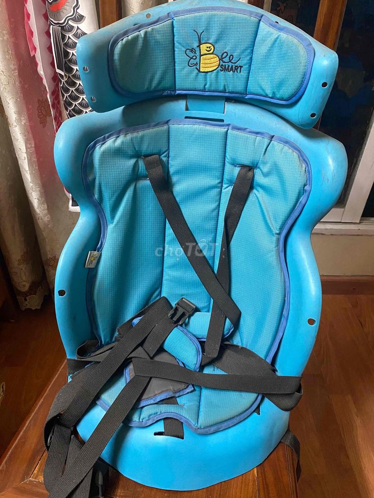 ghế cho bé từ 1-5 tuổi. Mua bán Mẹ và bé tại Quận Thanh Xuân Hà Nội được đăng bởi Tam hình 1