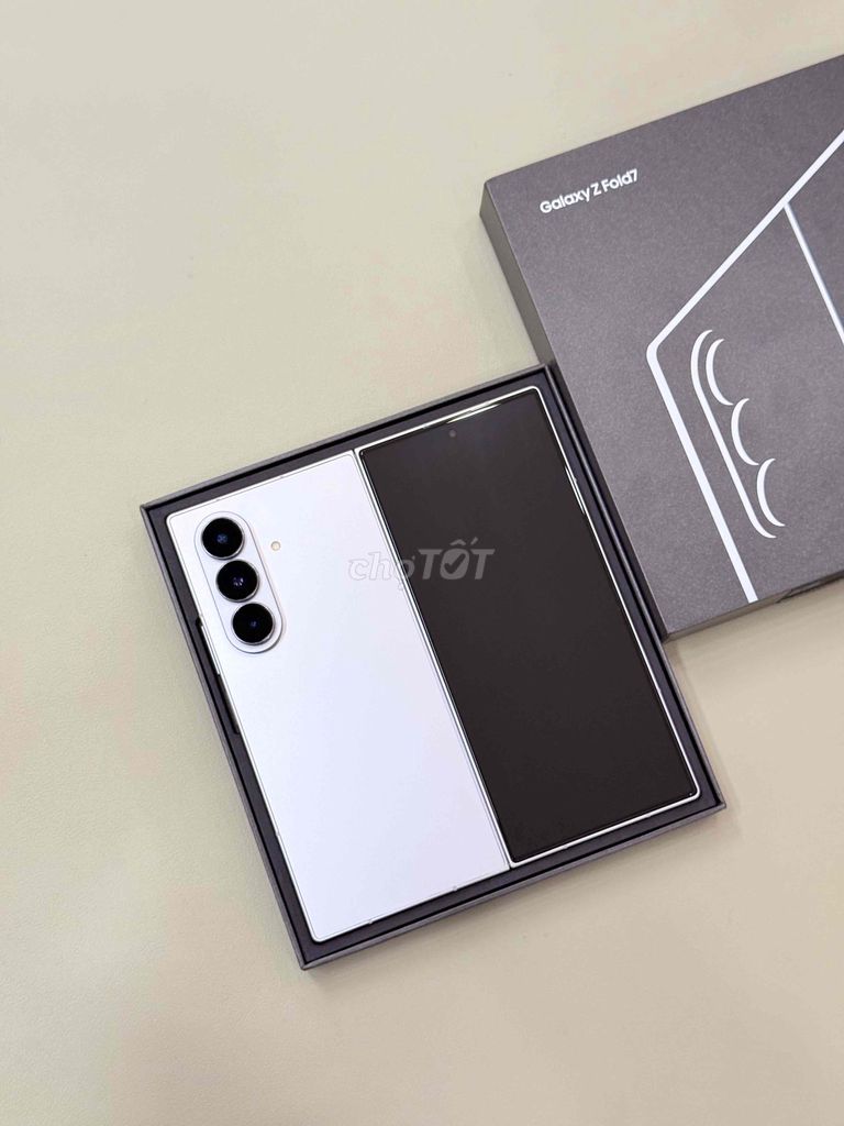 Z Fold 7 256GB Silver 256Gb Keng Đẹp Bh 3/2027. Mua bán Điện thoại tại Quận Thanh Khê Đà Nẵng được đăng bởi Thiện Lê TShop 16 Lê Đình Lý hình 1