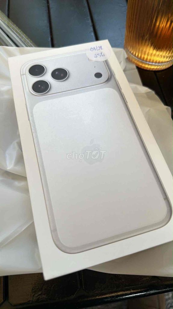 IP 17PRM 256GB BẠC NEW. Mua bán Điện thoại tại Thành phố Cao Lãnh Đồng Tháp được đăng bởi Bùi hình 1