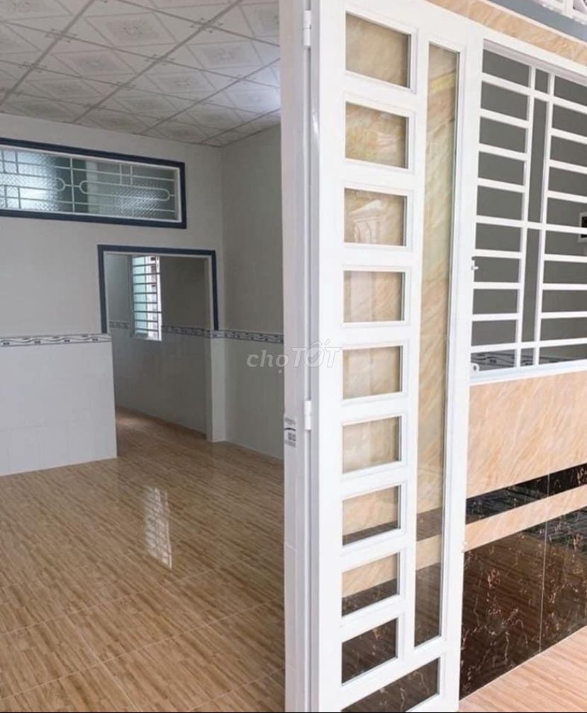 Bể nợ bán Gấp căn nhà 180m2 thổ cư, Giá 650tr. SHR, Đ.Nguyễn Văn Khạ