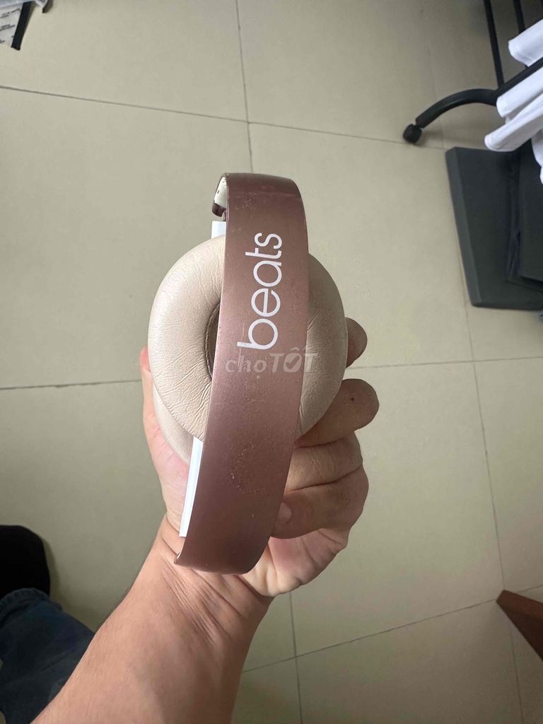 Tai nghe Beats Solo 3 Vàng hồng Đã sử dụng. Mua bán Tivi, Âm thanh tại Thành phố Thủ Đức Tp Hồ Chí Minh được đăng bởi Huy Nguyễn Ngọc hình 1