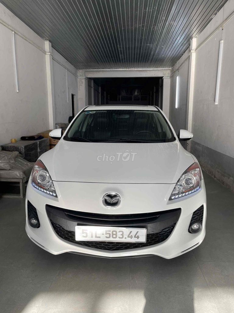 Mazda 3 2014 2.0 AT Sedan - 80000 km