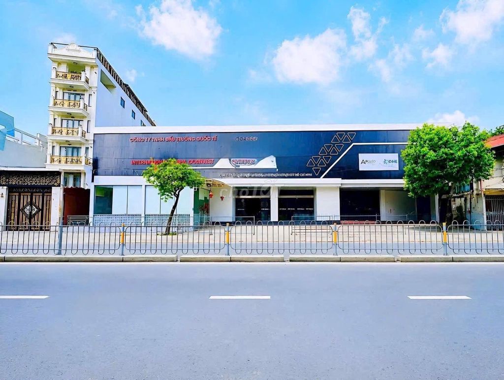 MẶT BẰNG KINH DOANH NGAY TRUNG TÂM TÂN PHÚ - DIỆN TÍCH SỬ DỤNG 800M2