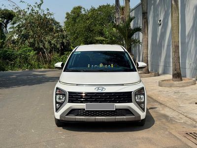 Hyundai Stargazer model 2025 số tự động màu trắng