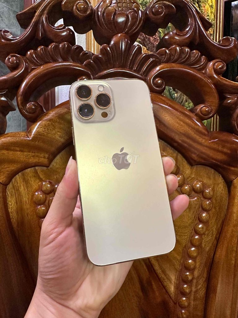 Tớ vừa lên đời thừa bán lại chiếc IPHONE 13 ProMax