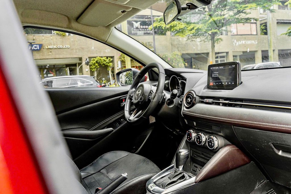 Mazda 2 Luxury 2019 - xe gia đình, giữ rất kỹ. Mua bán Ô tô tại Quận Bình Tân Tp Hồ Chí Minh được đăng bởi Trường Nguyễn Xe Sang hình 15