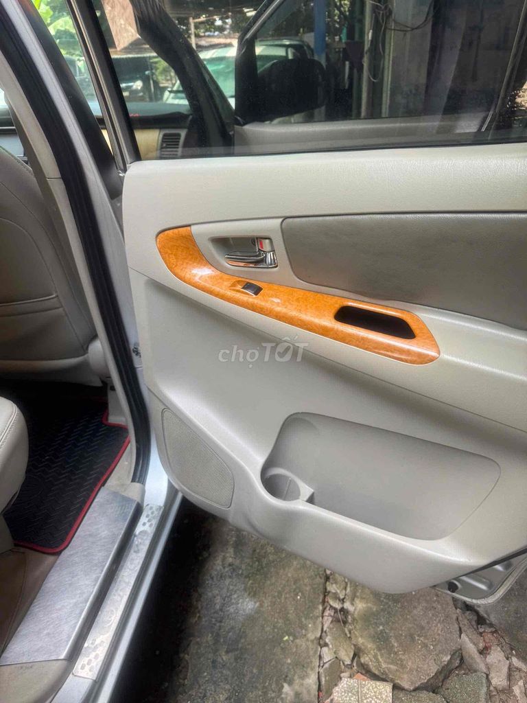 Toyota Innova 2010 G - 150000 km. Mua bán Ô tô tại Quận 7 Tp Hồ Chí Minh được đăng bởi Văn Thảo hình 8