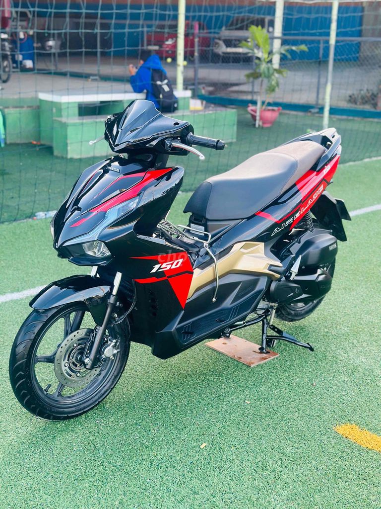 Honda Airblade 150 ABS 2021 Đen Đỏ Vàng. Mua bán Xe máy tại Huyện Chợ Mới An Giang được đăng bởi XE MÁY THIỆN PHÁT AN GIANG hình 2