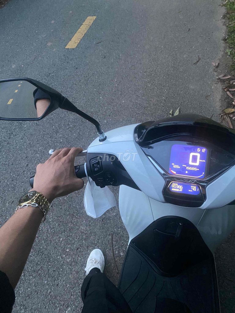 Xe sh đời 2022 mới keng. Mua bán Xe máy tại Huyện Phú Giáo Bình Dương được đăng bởi Hoàng Anh hình 2