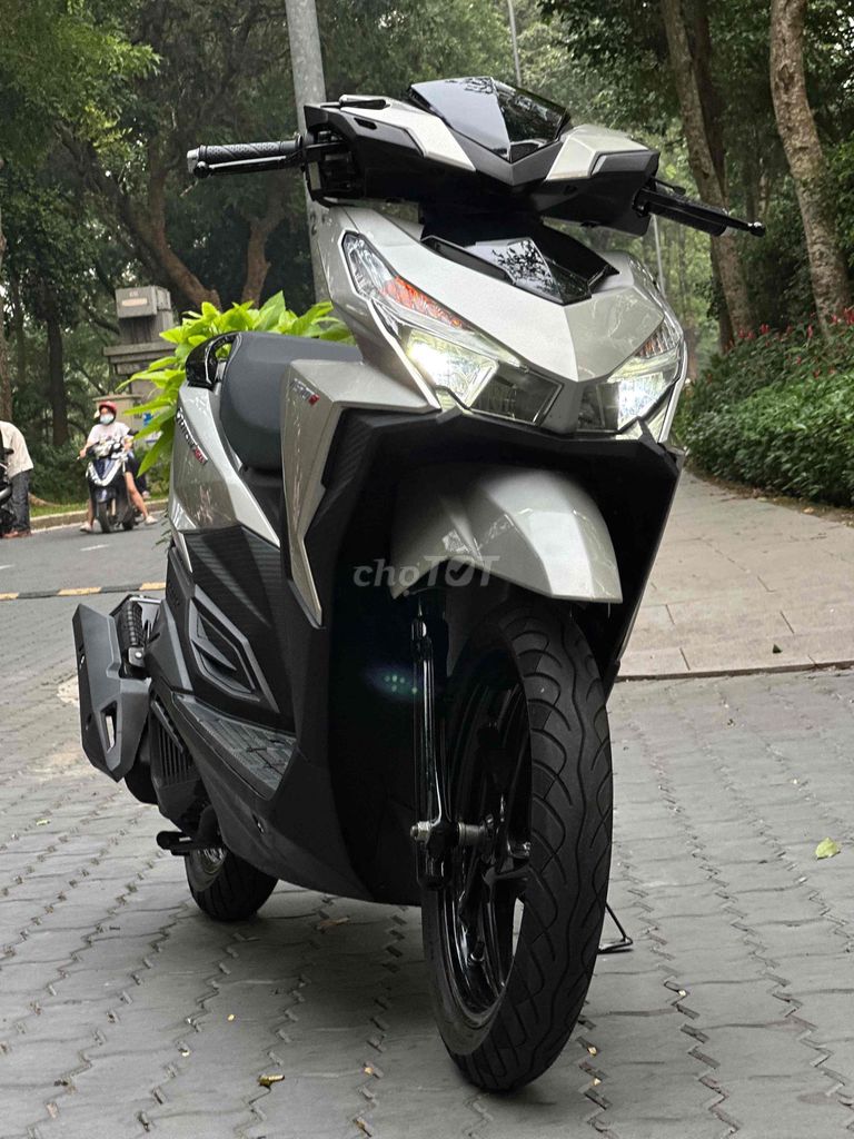 Honda Vario 150 2017 с бронзовым перламутром