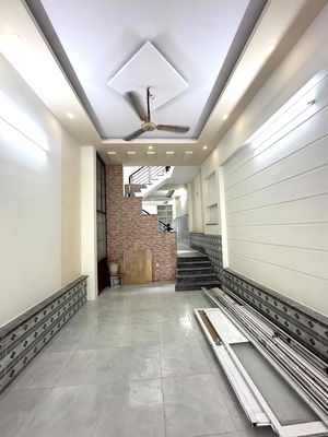 Аренда · 3 комн. · 80 м² · Quận Bình Tân, ул. Đường Lê Văn Quới