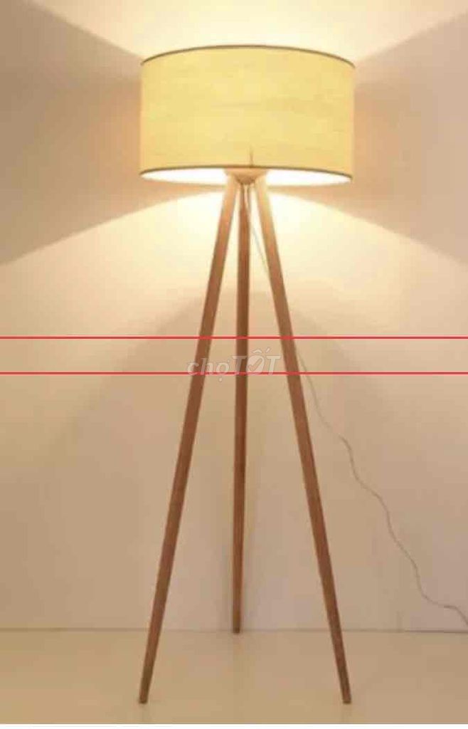 Đèn cây gỗ vàng kem hiện đại. Mua bán Đèn tại Quận 3 Tp Hồ Chí Minh được đăng bởi Nguyễn t hình 1