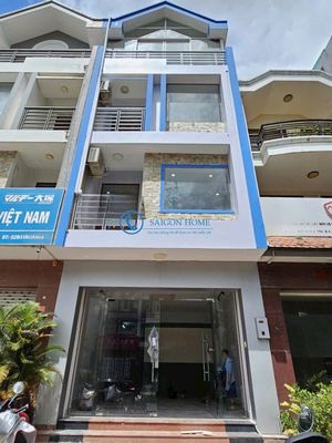 Townhouse 100 m² · 6 bed · Đường Nguyễn Quý Đức