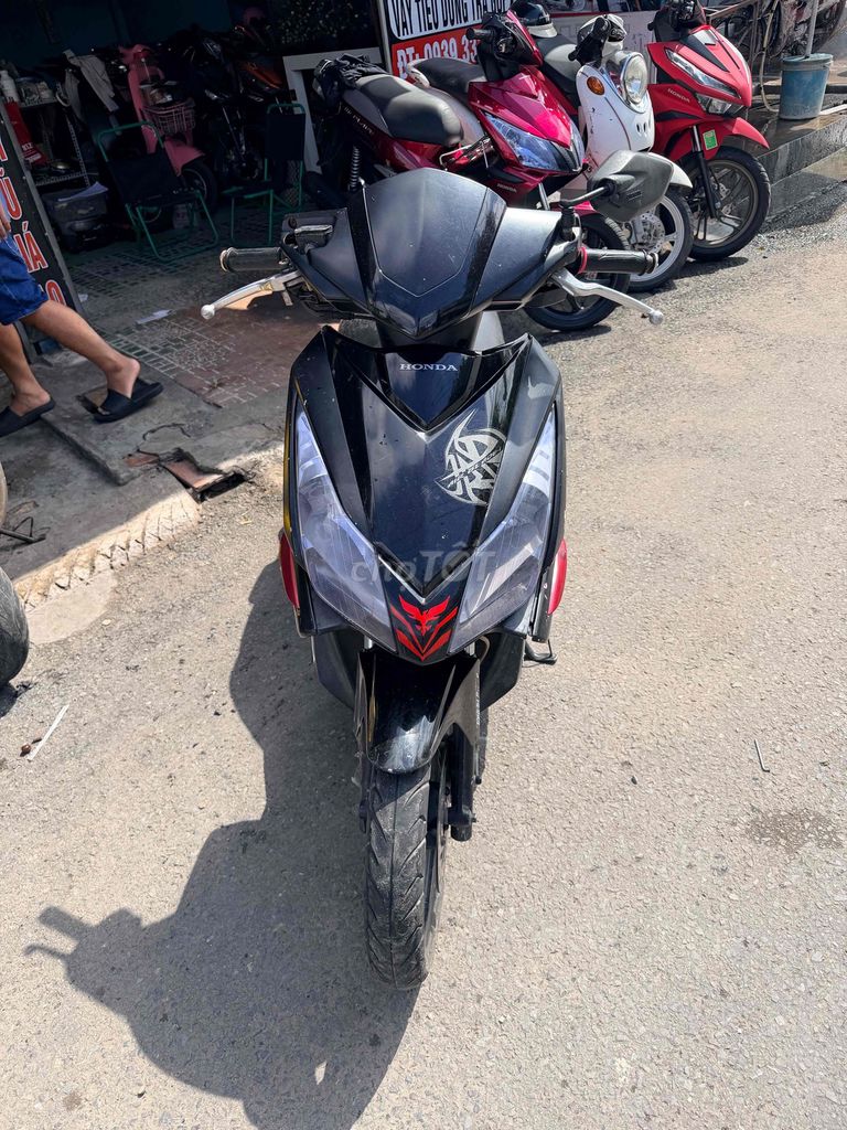 Honda Air Blade чёрный скутер
