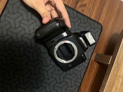 XÁC máy ảnh film PENTAX z70p. Mua bán Máy ảnh, Máy quay tại Quận Ninh Kiều Cần Thơ được đăng bởi Vương Tấn Đạt