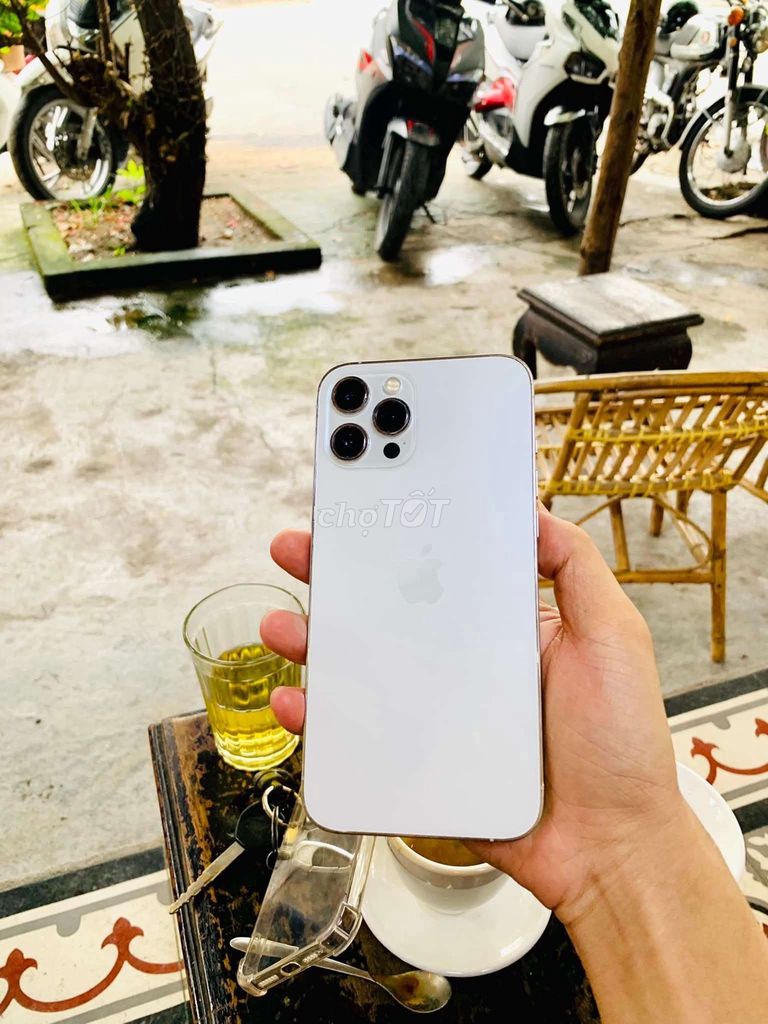 Apple iPhone 12 Pro Max 256GB Trắng. Mua bán Điện thoại tại Thành phố Huế Thừa Thiên Huế được đăng bởi  Miphone store chất lượng  hình 1
