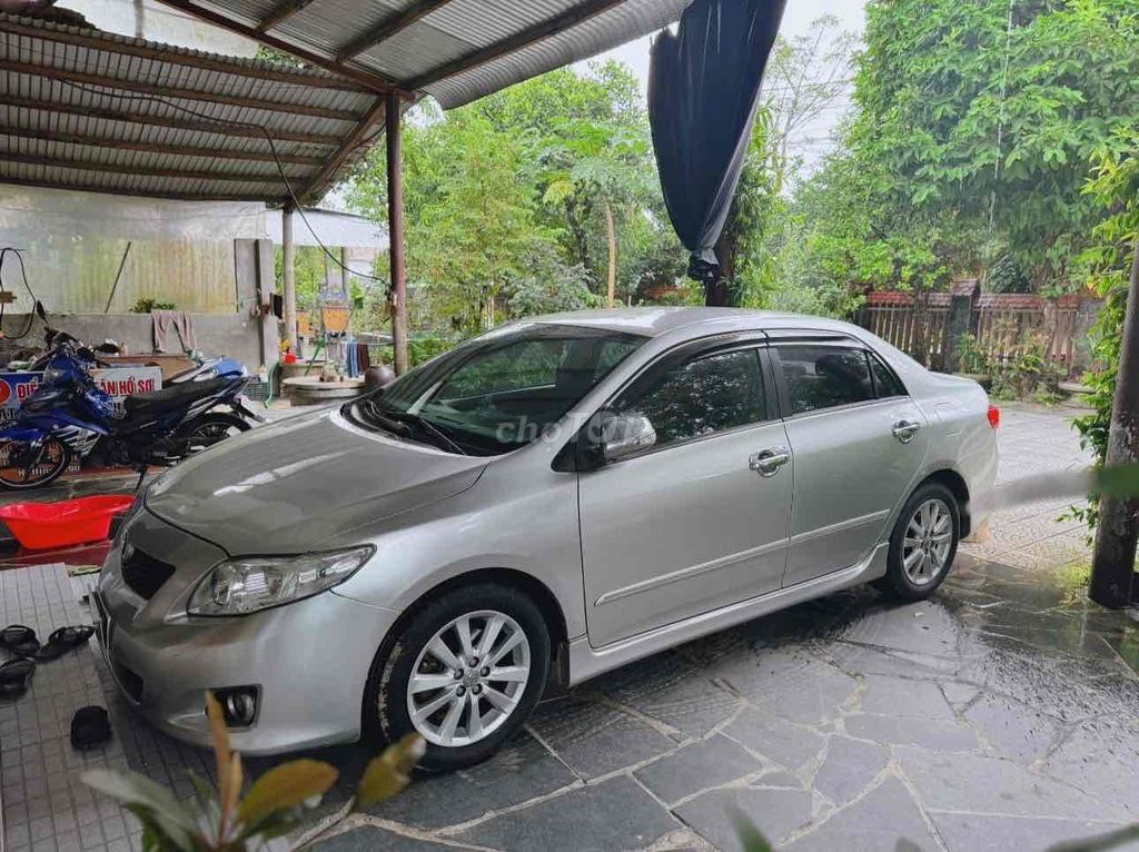 Toyota Corolla Altis 2010 bản thể thao cần bán